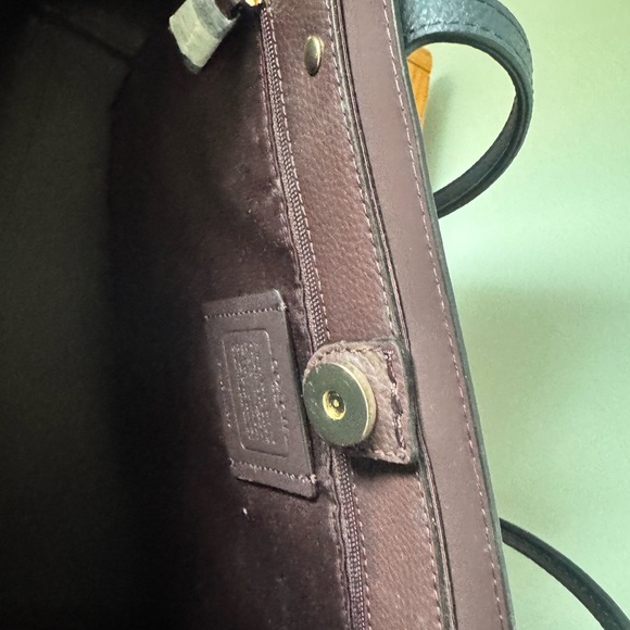 Coach Navy Pebbled Leather Tote with Gold Tag - Picture 4 of 5